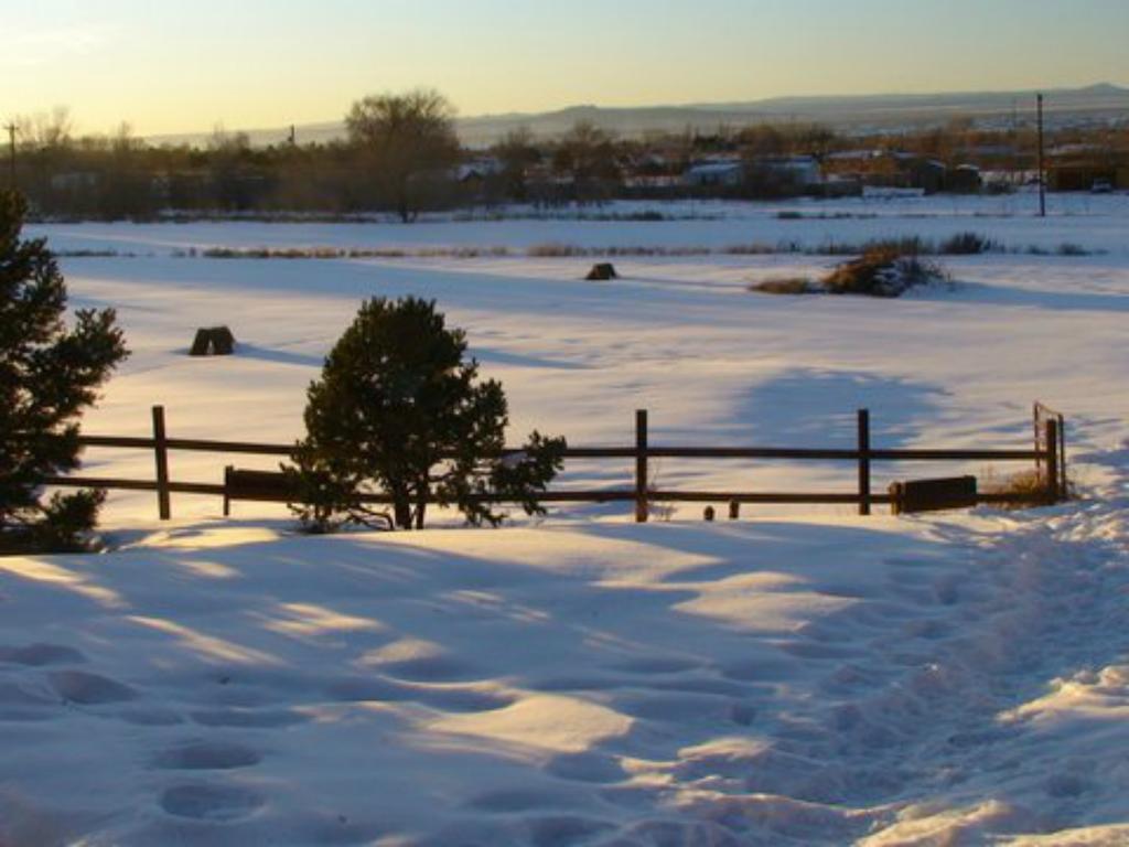 Old Taos Guesthouse B&B Bagian luar foto